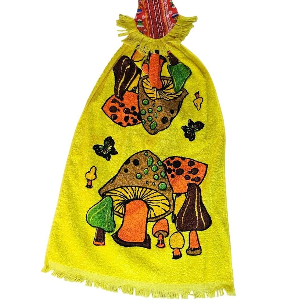 Vintage Cannon Merry Mushroom Kitchen Hand Towel Yellow